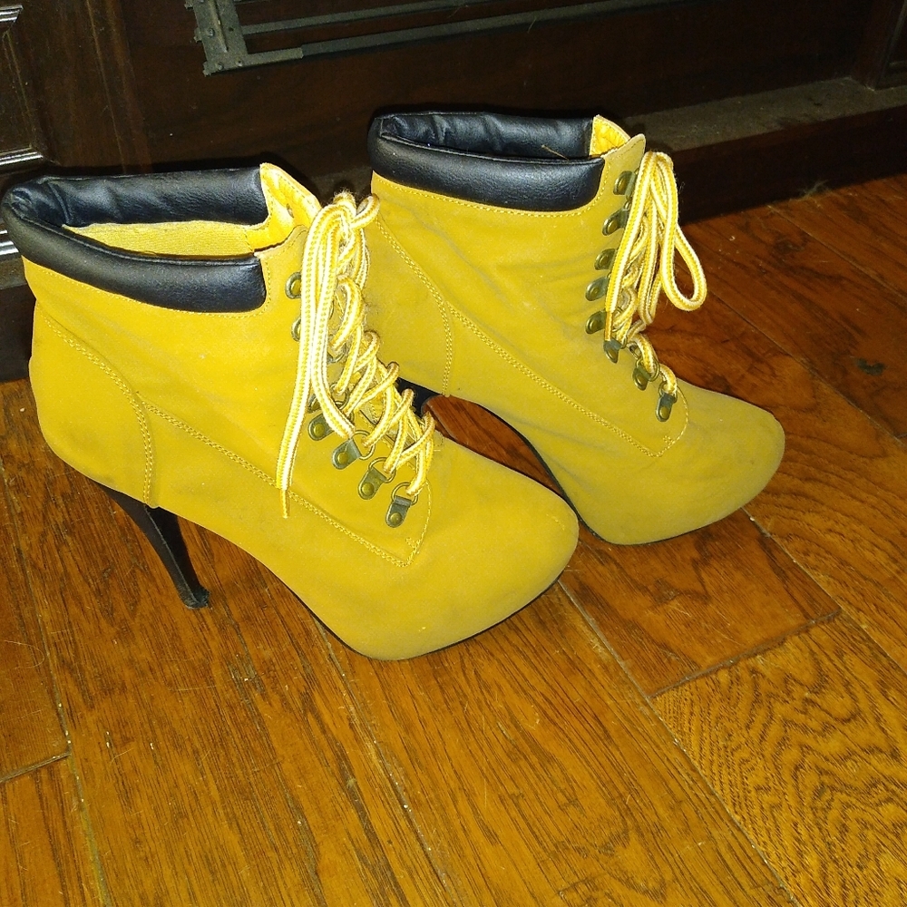 Women's leatherboot stilettos